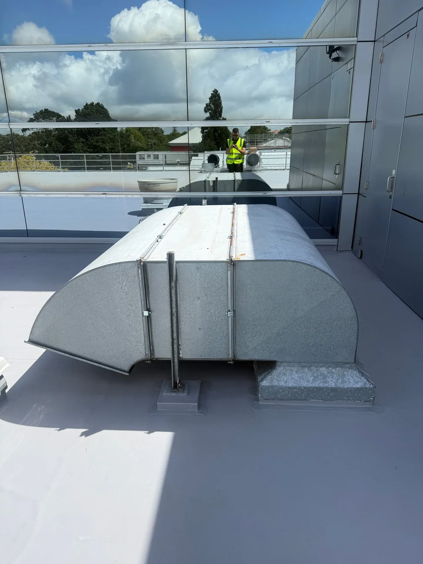 BMW Showroom - Image 6